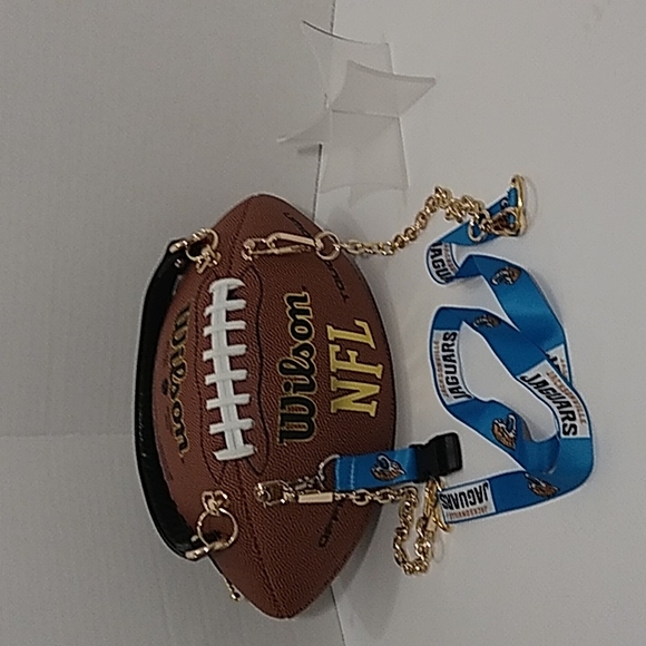 HANDMADE Football Purse (JACKSONVILLE JAGUARS) 🏈 - Picture 9 of 17